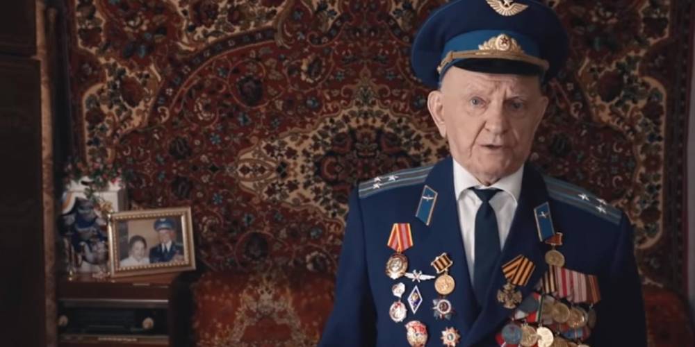 Адвокат Зорин предложил помощь ветерану Великой Отечественной войны в защите от оскорблений Навального