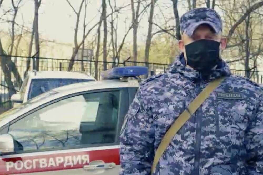 Росгвардейцы задержали открывшего стрельбу мужчину в Москве