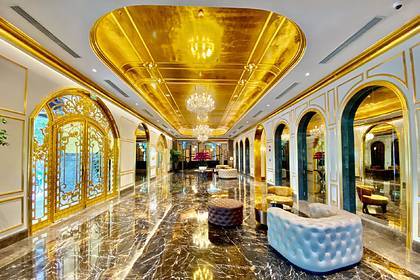 Открылся первый в мире покрытый золотом отель