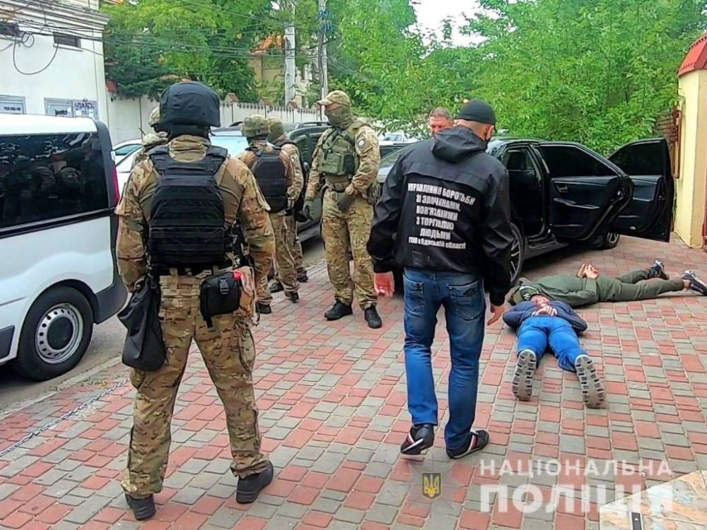 Привязывали пленников к кроватям и избивали: в Одессе повязали псевдореабилитологов