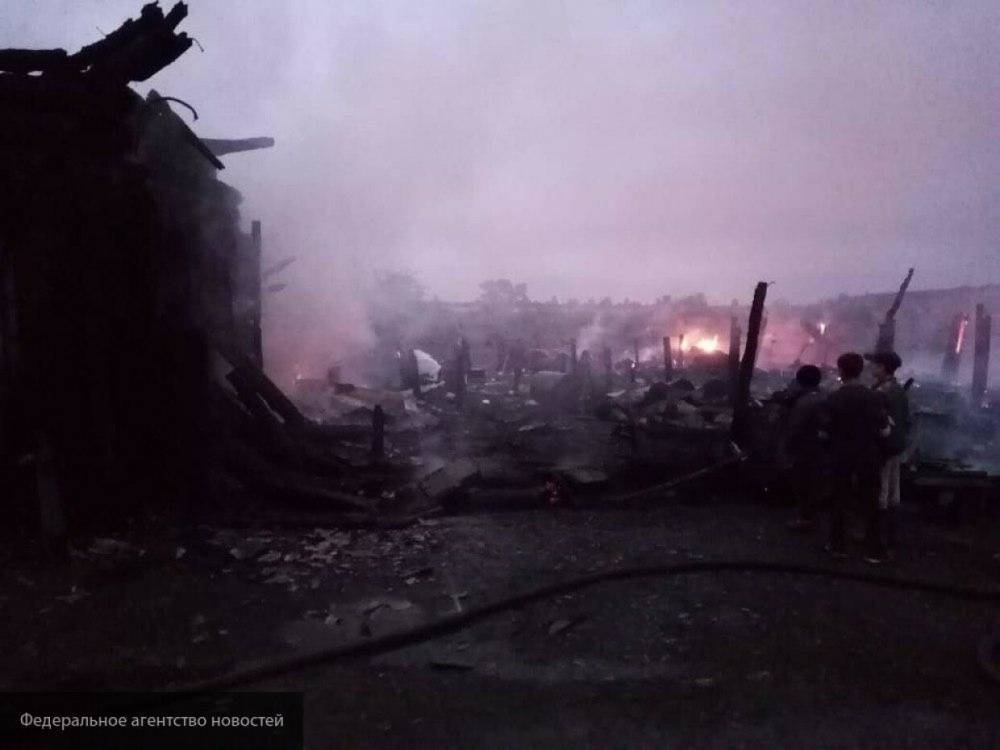 Семья из пяти человек погибла при пожаре в частном доме в Иркутской области