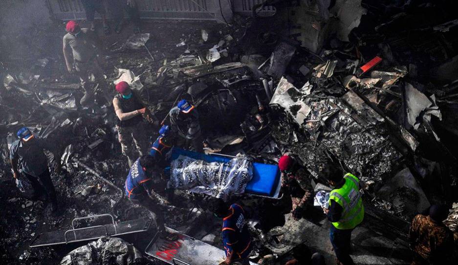 Пилот самолета Airbus A320 незадолго до катастрофы сообщил о технической неисправности на борту