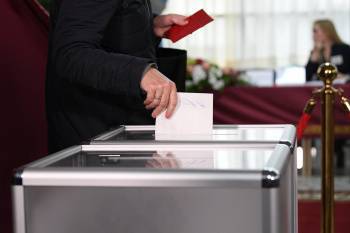 Петиция о выборах хокимов набрала необходимое количество голосов, чтобы быть переданной в парламент