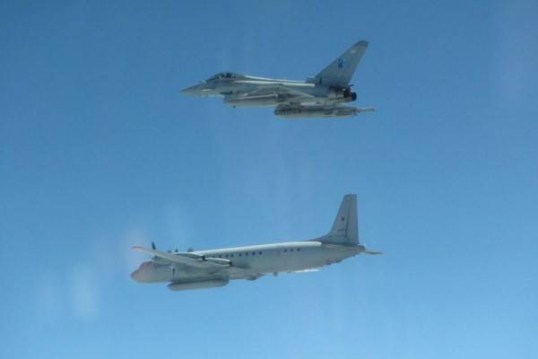 ВВС Великобритании попытались перехватить российские самолеты над Балтикой