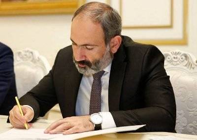 «Грапарак»: На столе премьер-министра Армении есть несколько заявлений
