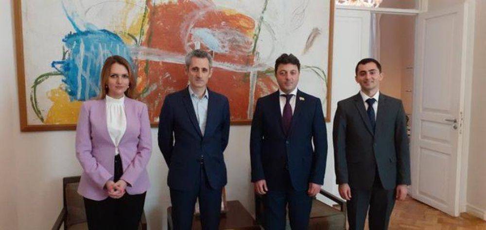 Посол Франции: с Гянджалиевым мы обсудили урегулирование конфликта - aze.az - Франция - Азербайджан