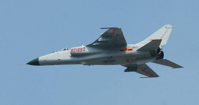Китайский самолёт JH-7 «Летающий леопард» получил новые ракеты