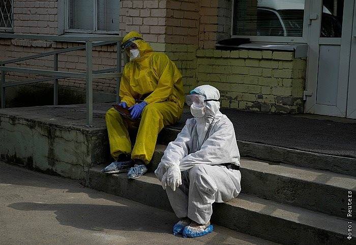В России за сутки выявлены 8 855 новых заболевших коронавирусом