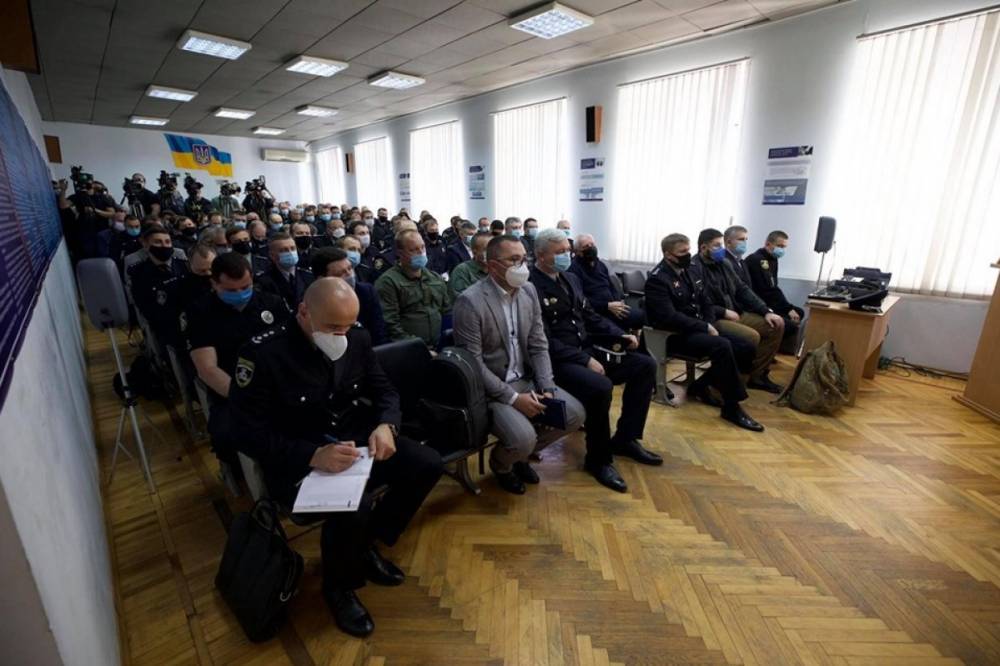 В Днепропетровской области расформировали весь участок полиции из-за сотрудничества правоохранителей с преступниками