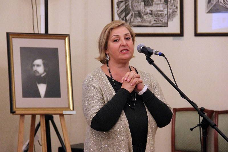 Вера Викулова, директор Дома-музея Гоголя: «Мы заинтересованы в закрепление статуса русского языка в Конституции»