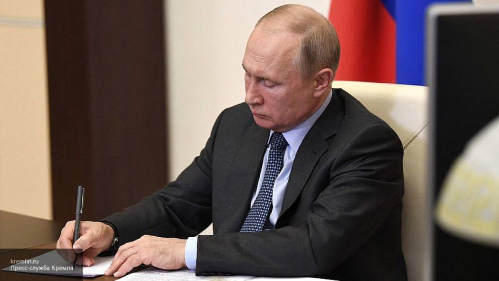 Путин рассказал о скором выходе из ограничений по COVID-19