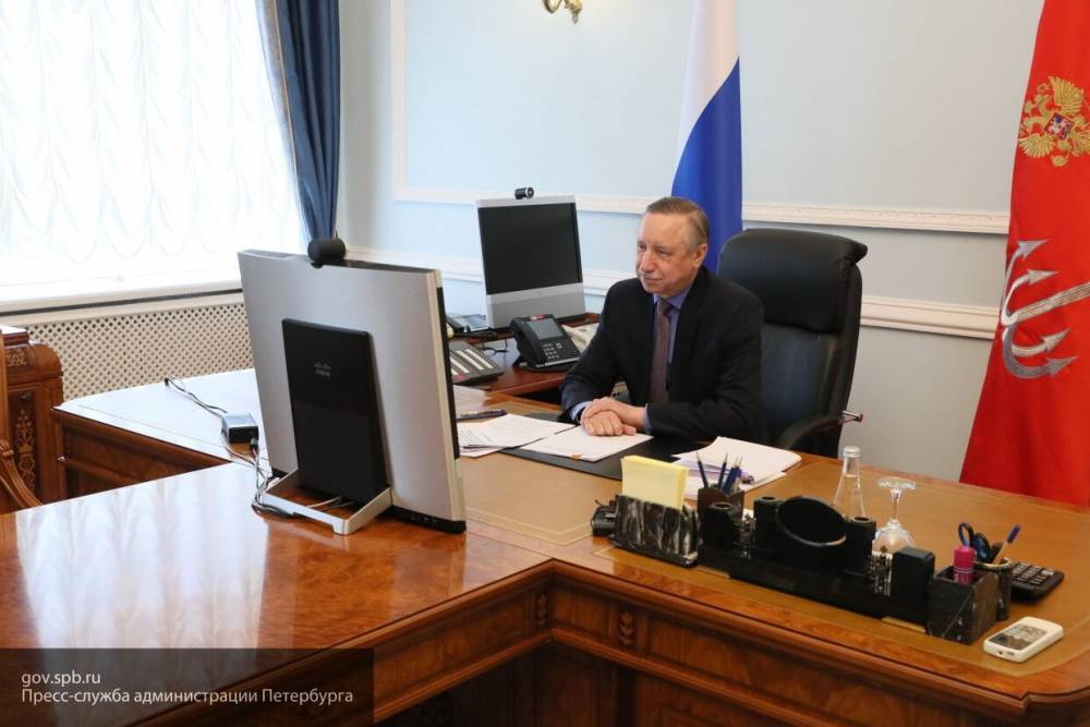 Беглов заявил о готовности закупить 50 пожарных машин для МЧС Петербурга