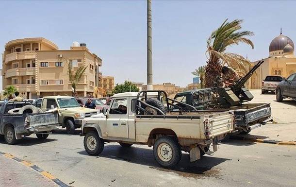 Правительство Ливии снова перешло в наступление