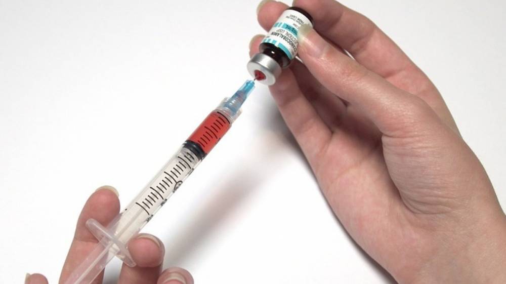 Глава Минздрава назвал сроки начала вакцинации от гриппа в России