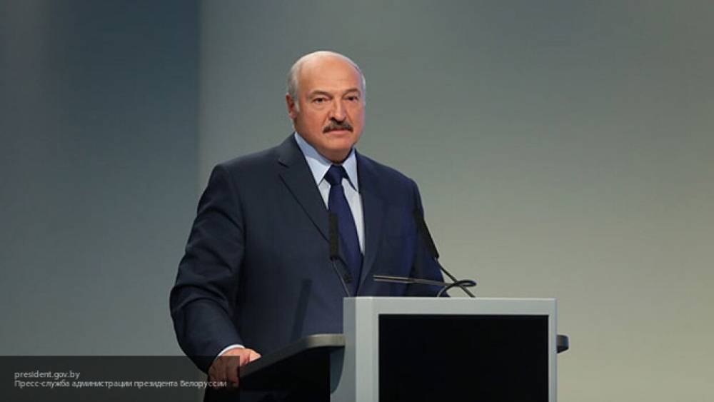 Лукашенко рассказал о хорошо заработавших на пандемии COVID-19 миллиардерах
