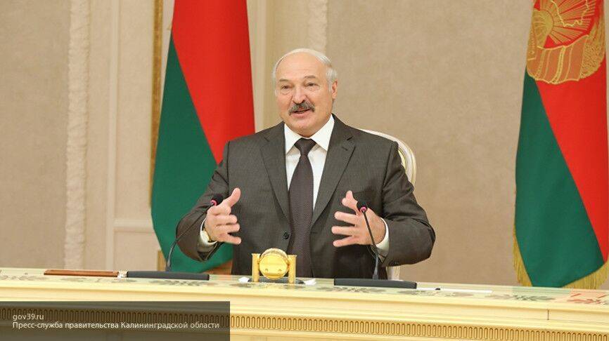 Лукашенко: миллиардеры заработали на пандемии COVID-19 триллионы долларов