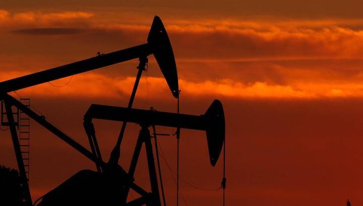 Новак: спрос на нефть восстанавливается, но рынок все еще хрупок