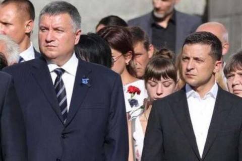 Владимир Зеленский прокомментировал свое отншение к Авакову и назвал его "мощнейшим" министром