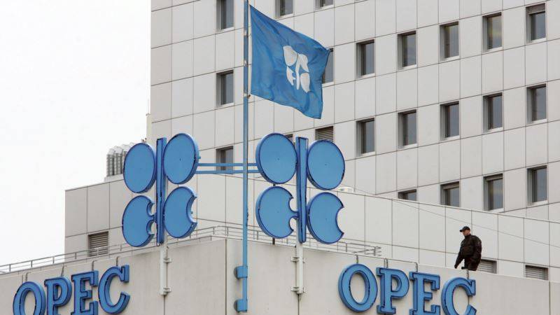 ОПЕК и Россия продлили соглашение о сокращении добычи нефти до конца июля