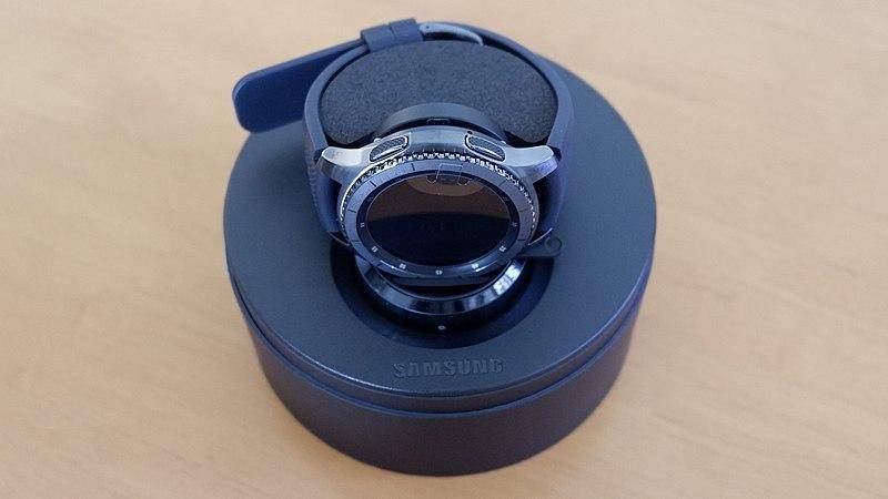 Новые «умные» часы от компании Samsung получили имя Galaxy Watch 3