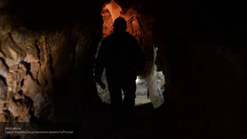 Обвал породы произошел на двух шахтах в ДНР