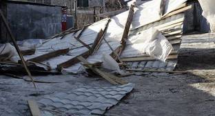 Жители Чечни пожаловались на отсутствие помощи с ремонтом после урагана