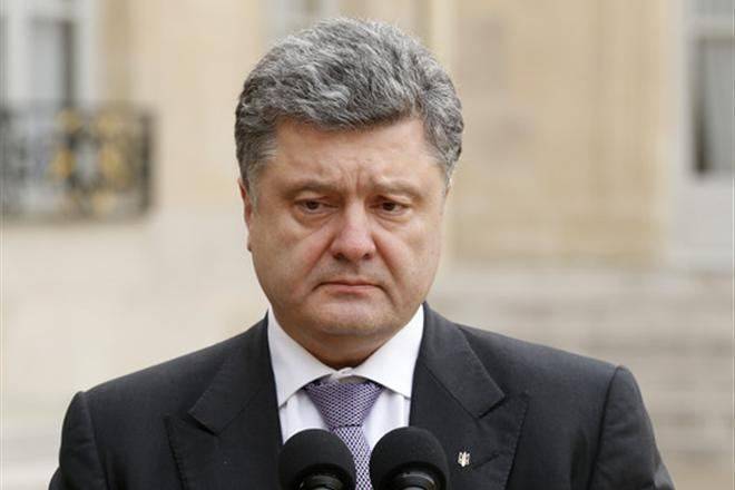 Адвокаты Порошенко «забросали» Офис генпрокурора жалобами