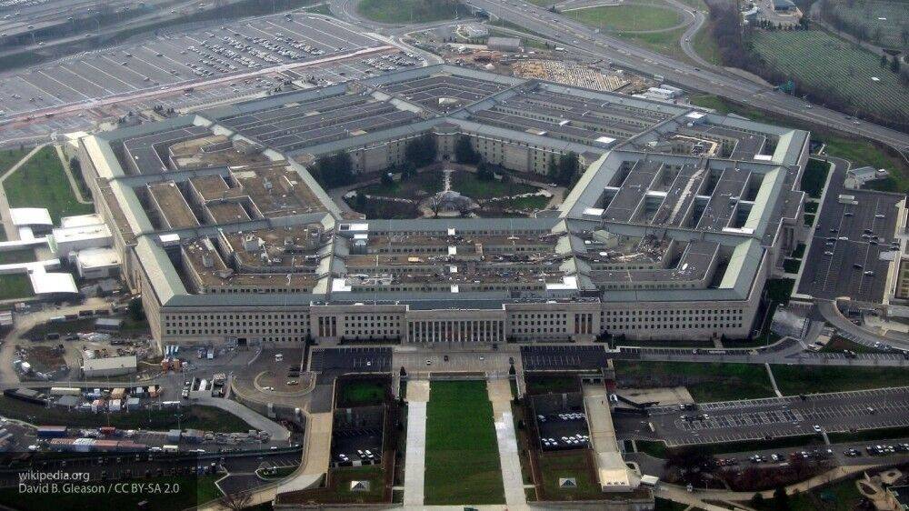 Пентагон поручил Нацгвардии США контролировать протесты при помощи вертолетов