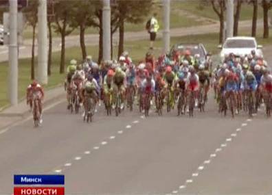 Более ста велогонщиков из 19 команд выйдут на старт гонки по центру Минска