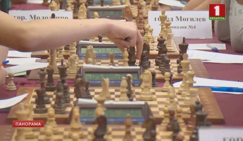 Финальный этап турнира "Белая ладья" собрал 14 команд юных шахматистов из всех регионов страны