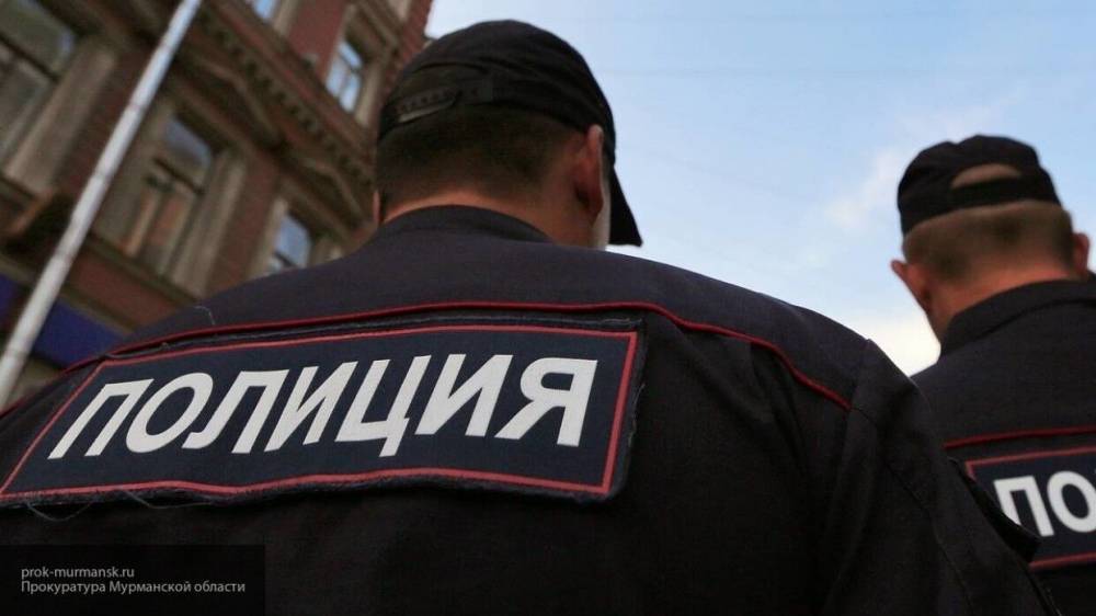 Полицейский пострадал от обстрела неизвестного в Москве