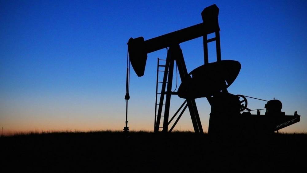 Цена нефти Brent превысила $43 впервые с 6 марта