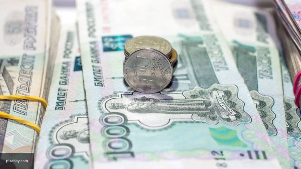 Депутаты Госдумы предложили зафиксировать минимальную почасовую оплату труда