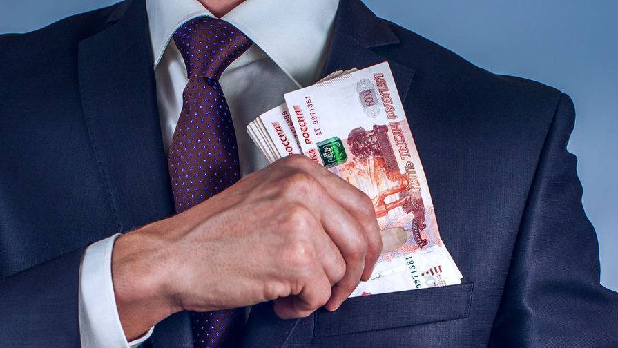 «Ъ»: зарплаты топ-менеджерам госкомпаний в России могут сократить