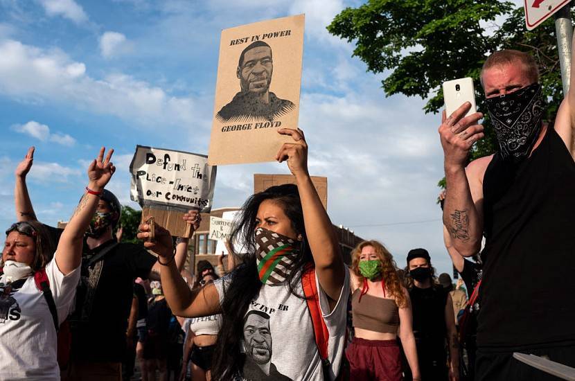 Смерть Джорджа Флойда: волна протестов спадает