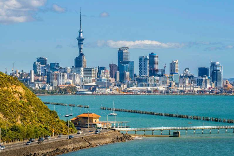 Новая Зеландия отменяет все ограничения по коронавирусу