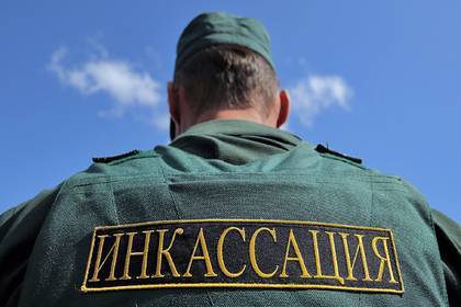 В Красноярске провели спецоперацию по задержанию троих напавших на инкассаторов