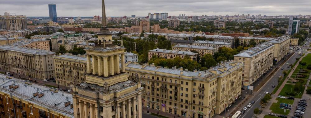Маленькое возрождение "большого стиля": как в Петербурге реконструируют сталинки