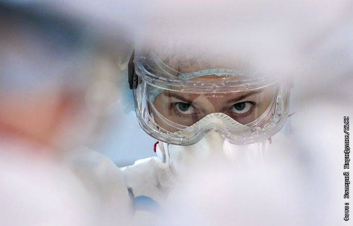 В России коронавирус диагностирован еще у 8 985 человек