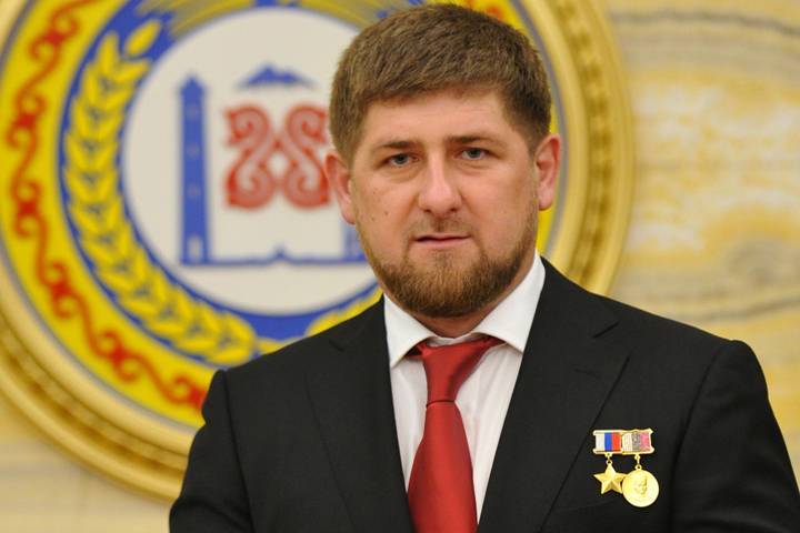 Кадыров поручил раздать бедным россиянам еду