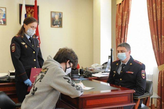 В МВД РФ помогли нуждающемуся в срочном лечении получить гражданство России