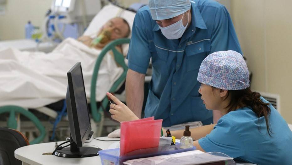 Пациент петербургской больницы утроил поножовщину