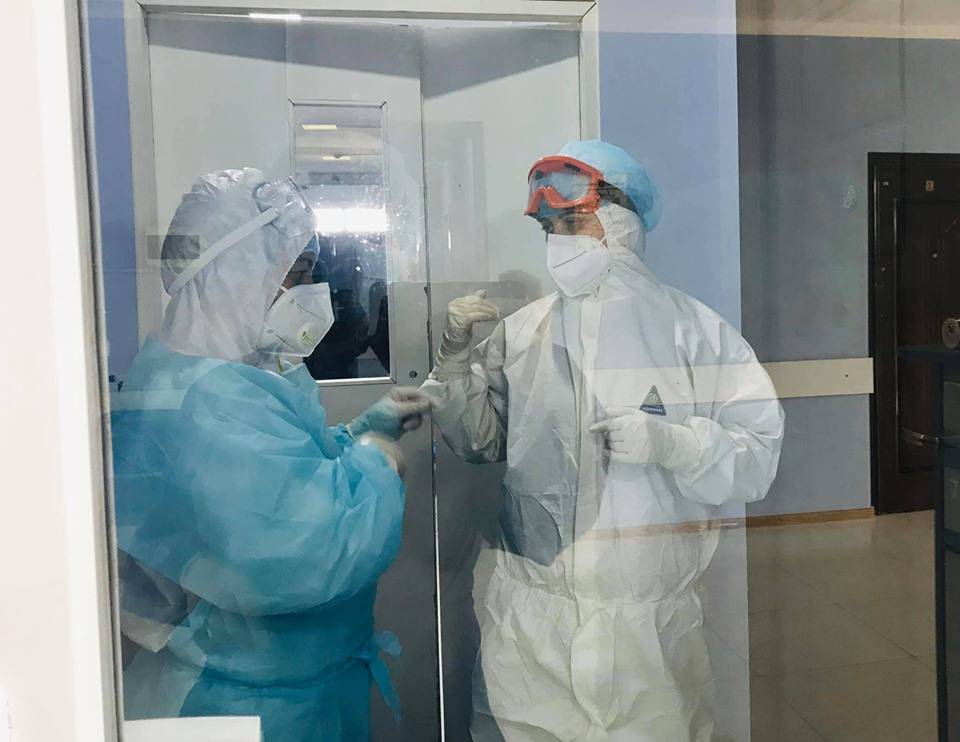 В клинике города Кутаиси от коронавируса лечат гражданина Азербайджана