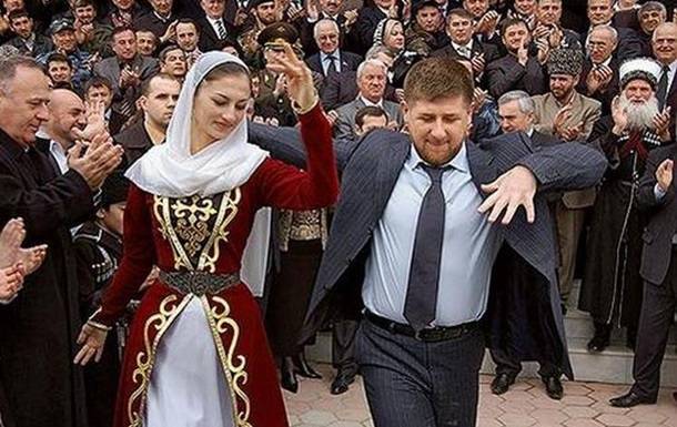 Кадыров раздаст по 50 тысяч рублей женихам республики, у которых из‑за коронавируса нет денег на выкуп невест