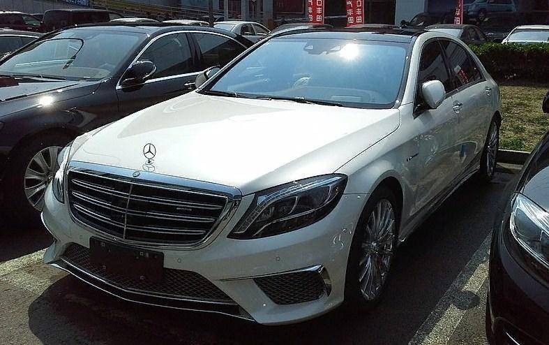 Mercedes-Benz увеличил стоимость купе и кабриолеты S-класса в РФ