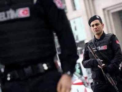 В Турции охотятся на бывших силовиков