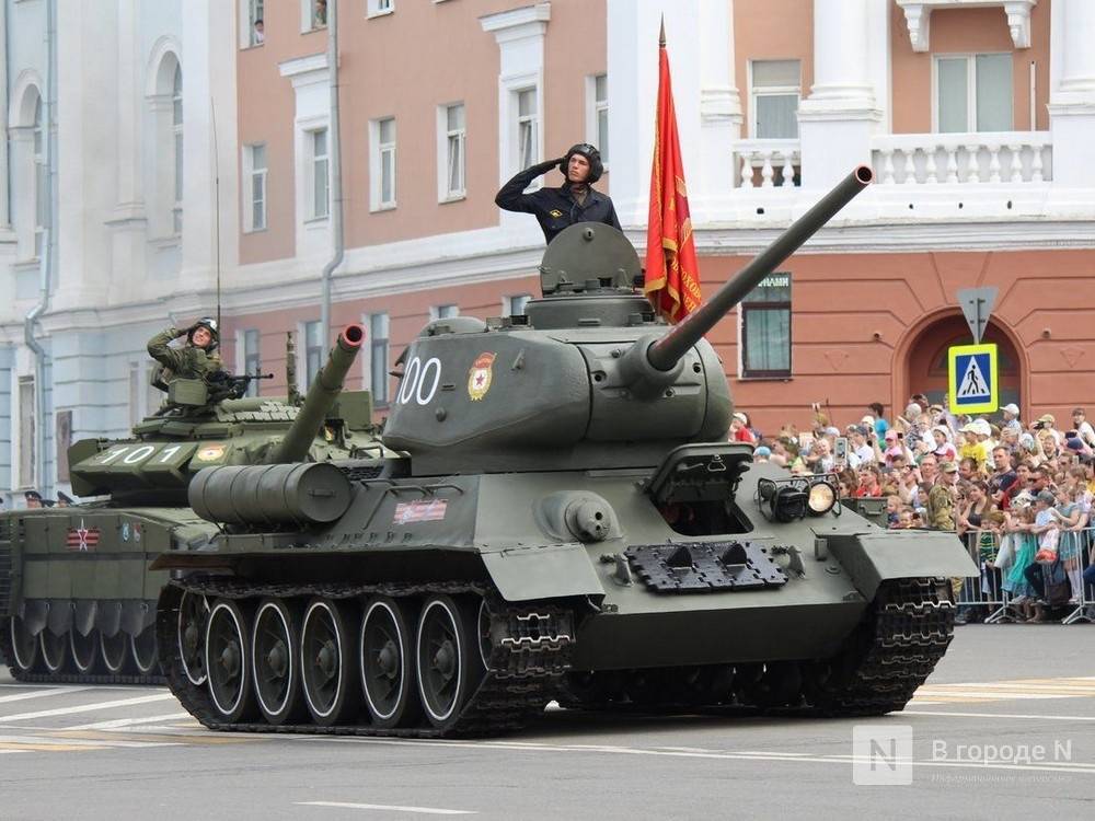 Движение в центре Нижнего Новгорода ограничат из-за репетиций парада Победы
