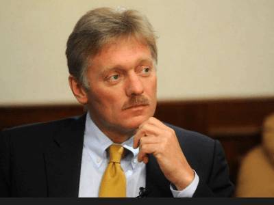 Дмитрий Песков объяснил отсутствие на сайте поправки о президентском сроке