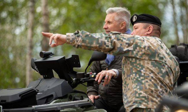 В Латвии начались учения интернационального батальона НАТО