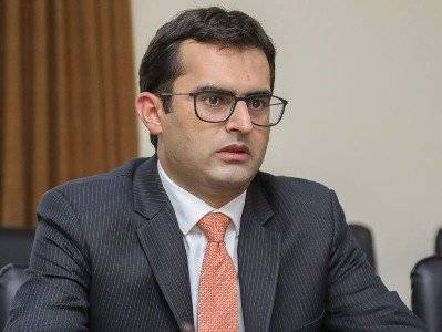 Министр: Ереван и Баку договорились разделить радиочастоты на границе